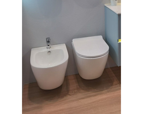 Биде подвесное Art&Max OVALE AM011BH