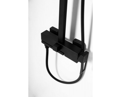 Душевая стойка со смесителем для ванны верхним и ручным душем BelBagno LUCE LUC-VSCM-NERO