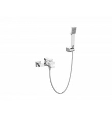 Смеситель для ванны и душа в комплекте с ручным душем, шлангом и держателем BelBagno ROM-VASM-CRM