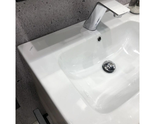 Заказать Тумба с раковиной дуб дымчатый/черный глянец 97 см Comforty Дюссельдорф 00004148007 в магазине сантехники Santeh-Crystal.ru