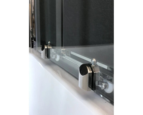 Приобрести Душевой уголок без поддона 90х90 см Royal Bath RB-L-3002-2 прозрачное в магазине сантехники Santeh-Crystal.ru