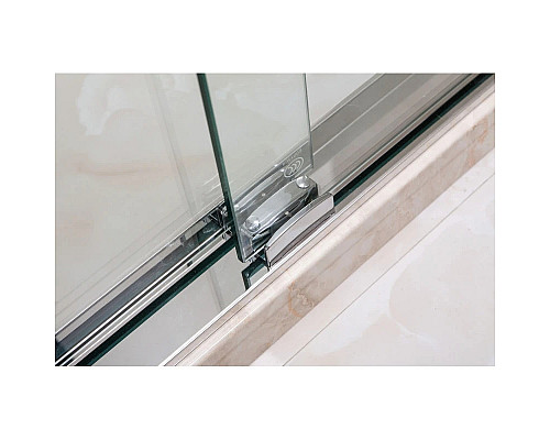 Заказать Душевой уголок без поддона 140х80 см Royal Bath RB-L-2011-1400-8R прозрачное в магазине сантехники Santeh-Crystal.ru
