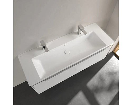 Заказать Раковина 130х47,5 см Villeroy & Boch Subway 3.0 4A70D401 в магазине сантехники Santeh-Crystal.ru