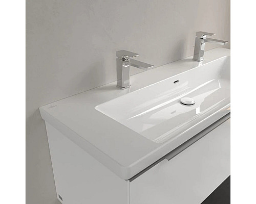 Заказать Раковина 130х47,5 см Villeroy & Boch Subway 3.0 4A70D401 в магазине сантехники Santeh-Crystal.ru