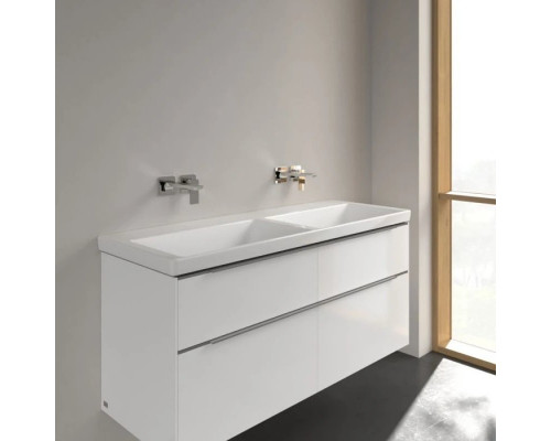 Купить Раковина 130х47,5 см Villeroy & Boch Subway 3.0 4A71D301 в магазине сантехники Santeh-Crystal.ru