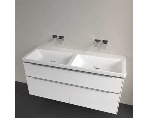 Купить Раковина 130х47,5 см Villeroy & Boch Subway 3.0 4A71D301 в магазине сантехники Santeh-Crystal.ru