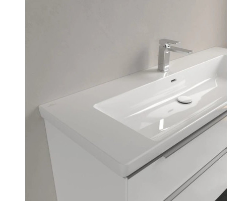 Купить Раковина 130х47,5 см Villeroy & Boch Subway 3.0 4A70D501 в магазине сантехники Santeh-Crystal.ru