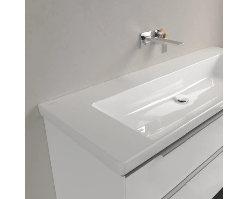 Приобрести Раковина 130х47,5 см Villeroy & Boch Subway 3.0 4A70D301 в магазине сантехники Santeh-Crystal.ru