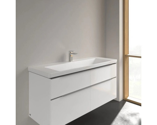 Купить Раковина 130х47,5 см Villeroy & Boch Subway 3.0 4A70D201 в магазине сантехники Santeh-Crystal.ru