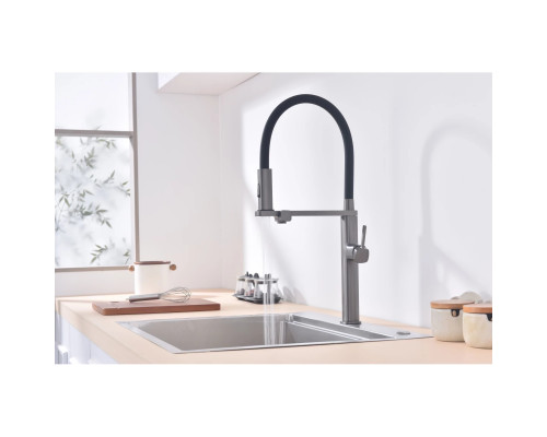 Смеситель для кухни Vincea VKF-119GM с подключением к фильтру, гибким изливом, вороненая сталь