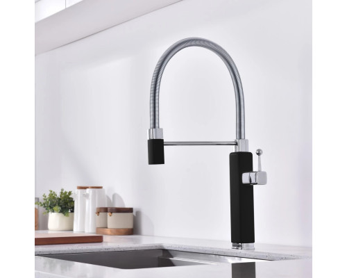 Смеситель для кухни Vincea VKF-101MB с гибким изливом, хром/черный матовый