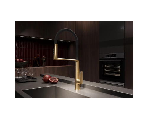 Смеситель для кухни Vincea VKF-118BG с гибким изливом, золотой матовый