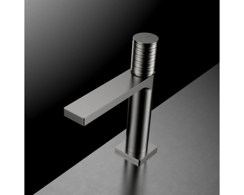 Смеситель для раковины Vincea Domus VBF-5DM01GM без донного клапана, вороненая сталь