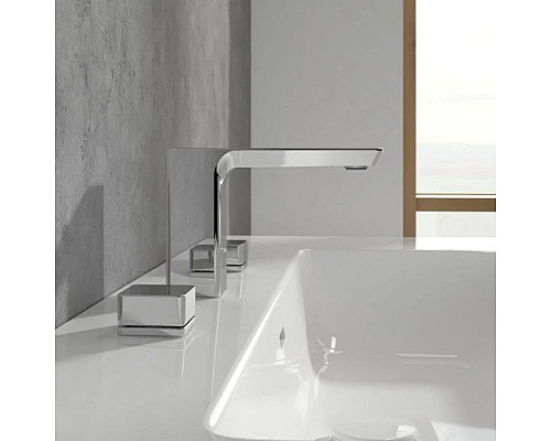 Купить Смеситель для раковины без донного клапана Villeroy & Boch Subway 3.0 TVW11200500061 в магазине сантехники Santeh-Crystal.ru