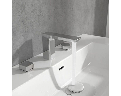 Купить Смеситель для раковины без донного клапана Villeroy & Boch Subway 3.0 TVW11200500061 в магазине сантехники Santeh-Crystal.ru