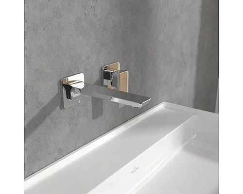 Приобрести Смеситель для раковины без донного клапана Villeroy & Boch Subway 3.0 TVW11200700061 в магазине сантехники Santeh-Crystal.ru