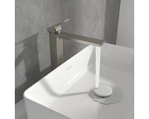 Заказать Смеситель для раковины без донного клапана Villeroy & Boch Subway 3.0 TVW11200400064 в магазине сантехники Santeh-Crystal.ru