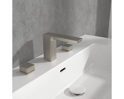 Заказать Смеситель для раковины без донного клапана Villeroy & Boch Subway 3.0 TVW11200500064 в магазине сантехники Santeh-Crystal.ru