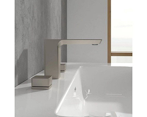 Заказать Смеситель для раковины без донного клапана Villeroy & Boch Subway 3.0 TVW11200500064 в магазине сантехники Santeh-Crystal.ru
