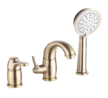 Смеситель на борт ванны IDDIS Oldie OLDBR30i07