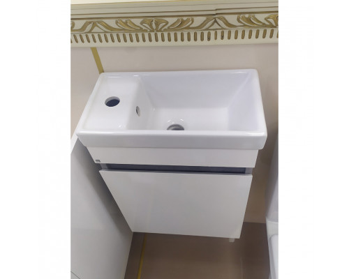 Заказать Ронда - 40 Тумба подвесная прямая (бок. ДСП Чикаго, фас.белая эмаль) в магазине сантехники Santeh-Crystal.ru