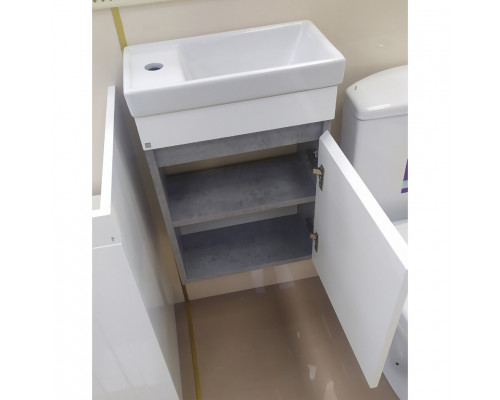 Заказать Ронда - 40 Тумба подвесная прямая (бок. ДСП Чикаго, фас.белая эмаль) в магазине сантехники Santeh-Crystal.ru