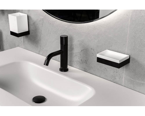 Стакан для зубных щеток Boheme Qubic 10724-B цвет Черный матовый