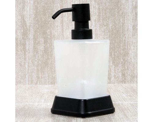 Купить Дозатор для жидкого мыла WasserKRAFT Amper Black K-5499B Черный матовый в магазине сантехники Santeh-Crystal.ru