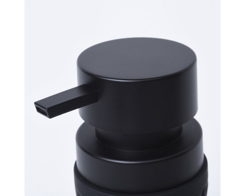 Приобрести Дозатор для жидкого мыла WasserKRAFT Never K-1899 Черный в магазине сантехники Santeh-Crystal.ru