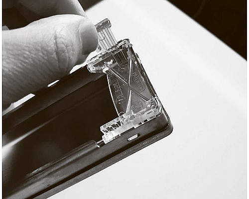 Заказать Душевой лоток Berges B1 Keramik 700 090018 с решеткой Хром матовый в магазине сантехники Santeh-Crystal.ru