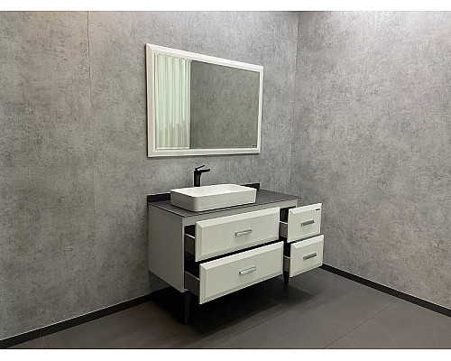 Santeh-Crystal.ru: Зеркало Comforty Империя 120 00004143506 Белое Купить Зеркало Comforty Империя 120 00004143506 Белое в магазине сантехники Santeh-Crystal.ru