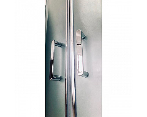 Santeh-Crystal.ru: Душевая кабина Royal Bath NRW 100x100 RB100NRW-C-CH-P с паром с гидромассажем Заказать Душевая кабина Royal Bath NRW 100x100 RB100NRW-C-CH-P с паром с гидромассажем в магазине сантехники Santeh-Crystal.ru
