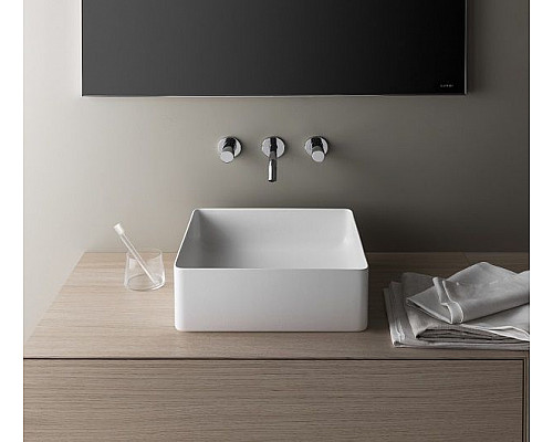 Заказать Раковина-чаша Laufen Living Square 36 8.1143.3 Белая в магазине сантехники Santeh-Crystal.ru