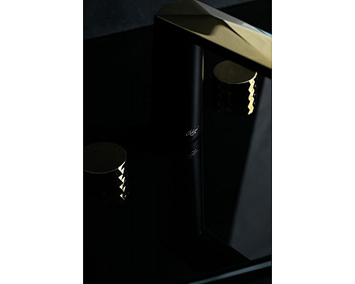 Santeh-Crystal.ru: Смеситель для раковины Boheme Venturo 150-BG-DIAMOND Черный матовый Золото Заказать Смеситель для раковины Boheme Venturo 150-BG-DIAMOND Черный матовый Золото в магазине сантехники Santeh-Crystal.ru