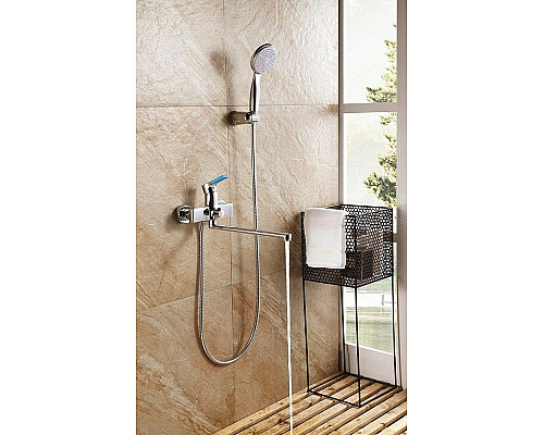 Купить Смеситель для ванны Lemark Aura LM0651C универсальный Хром в магазине сантехники Santeh-Crystal.ru