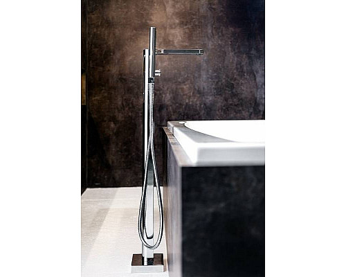 Купить Смеситель для ванны Ravak Chrome X070101 Хром в магазине сантехники Santeh-Crystal.ru