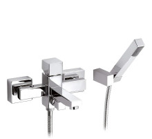 Смеситель для ванны Remer SQ3 S02 Хром