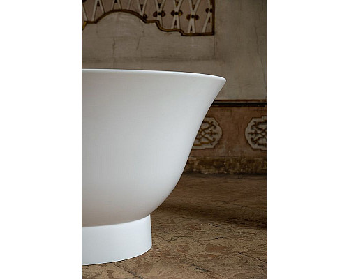 Santeh-Crystal.ru: Ванна из искусственного камня Laufen New Classic 190x90 2.2085.2.000.000.1 без гидромассажа Приобрести Ванна из искусственного камня Laufen New Classic 190x90 2.2085.2.000.000.1 без гидромассажа в магазине сантехники Santeh-Crystal.ru