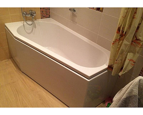 Приобрести Акриловая ванна Riho Delta 160x80 B068001005 (BB8200500000000) R без гидромассажа в магазине сантехники Santeh-Crystal.ru