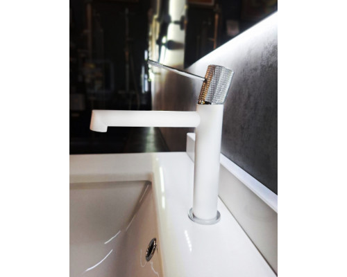 Смеситель для раковины AltroBagno Intento 0132 BiOp