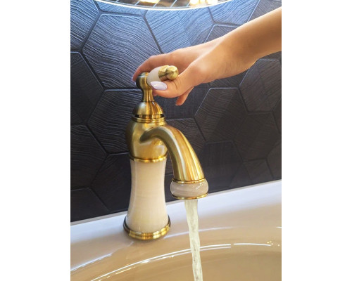 Смеситель для раковины AltroBagno Opera 0119 BrGi