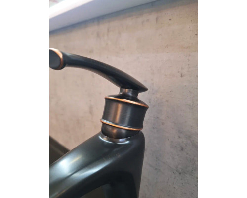 Смеситель для раковины AltroBagno Beatrice 0113 BrNe