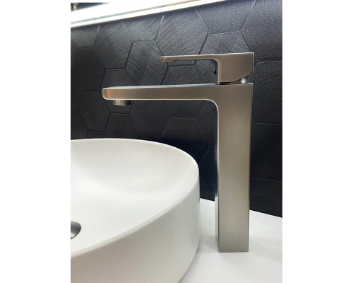 Смеситель для раковины AltroBagno Lamberto 010224 GrMt