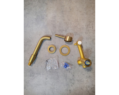 Смеситель для раковины AltroBagno Metropoli 010505 OrSp