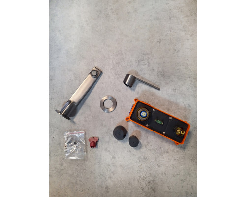 Смеситель для раковины AltroBagno Unione 010507 GrMt