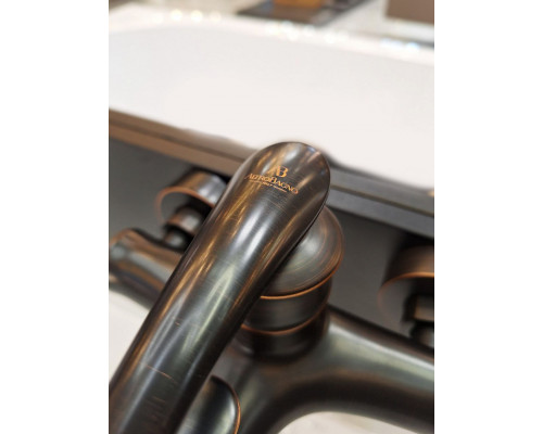 Смеситель для ванны с душем AltroBagno Beatrice 0205 Br Ne