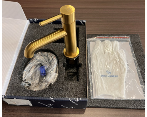 Смеситель для раковины стандартный Grocenberg GB2099GL золотой брашированный