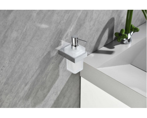 Настенный дозатор для жидкого мыло Grocenberg AC0028 (Хром)