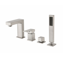 Смеситель на борт ванны Groсenberg GB6008-1 Никель