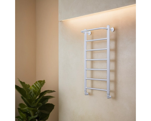 Полотенцесушитель водяной Comfysan Capri W-8 80/40 с полкой, белый